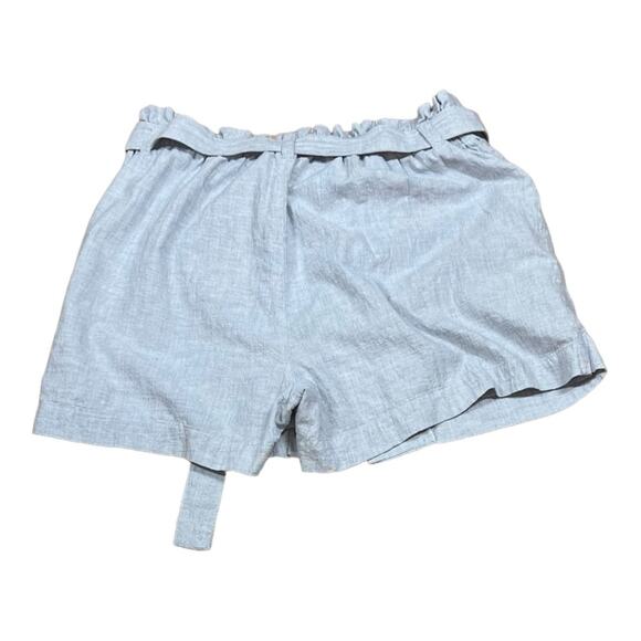 Cabi Court Skort In Denim Chambray - Picture 3 of 4